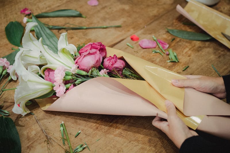 Bouquets de roses colorées pour offrir en cadeau